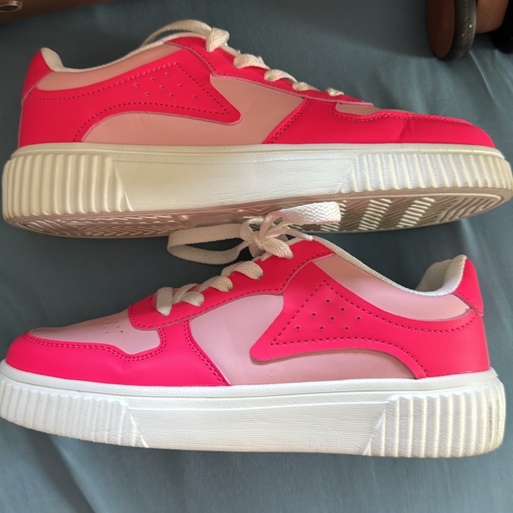 SHEIN Pink & White Women's Sneakers - Picture 4 of 5